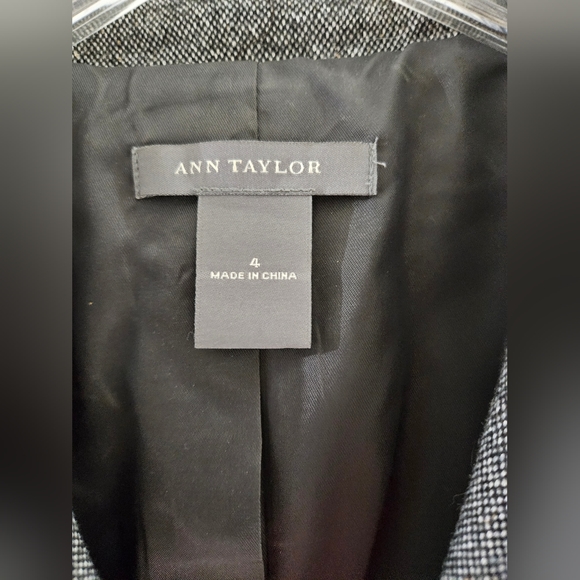Ann Taylor Tweed Jacket (size 4) - Picture 7 of 7